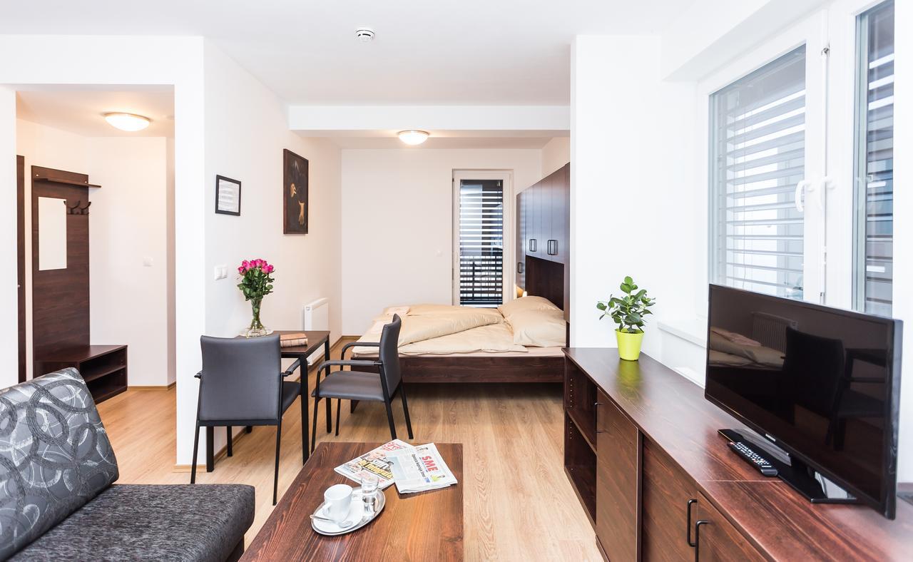 Barok Hotel And Apartments Bratislava Exterior foto